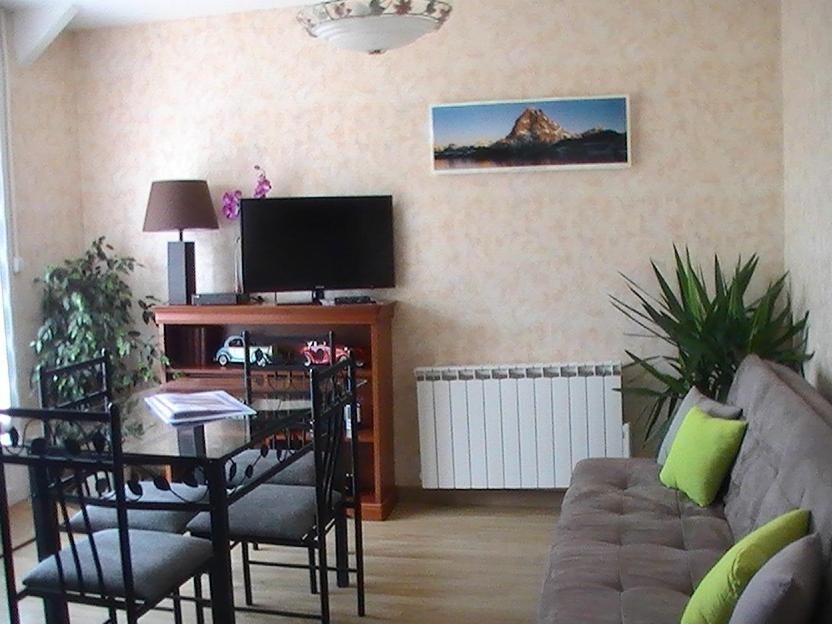 Le Castel De Larralde Hotell Assat Rom bilde